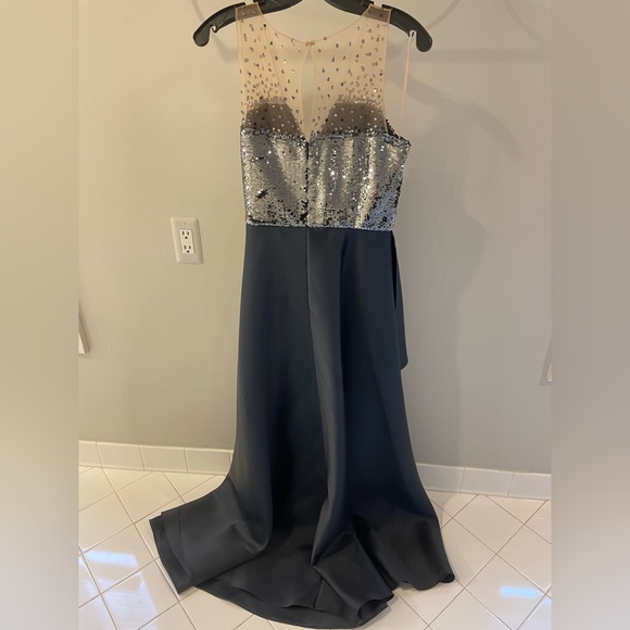NWT* Sachin & Babi Teagan Sequin Gown - Picture 8 of 8
